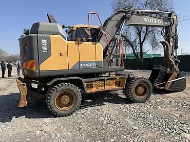 комбайн для риса: Экскаватор, Volvo, Колесный — 4