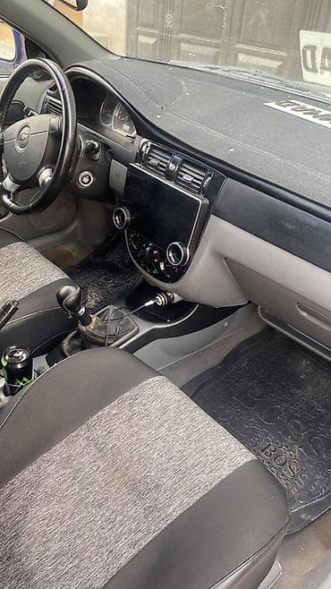 продажа нива 2131: Daewoo Lacetti: 2004 г., 1.6 л, Механика, Бензин, Седан — 5