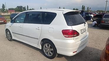 spark 2012: Toyota Ipsum: 2003 г., 2.4 л, Автомат, Бензин, Минивэн — 3