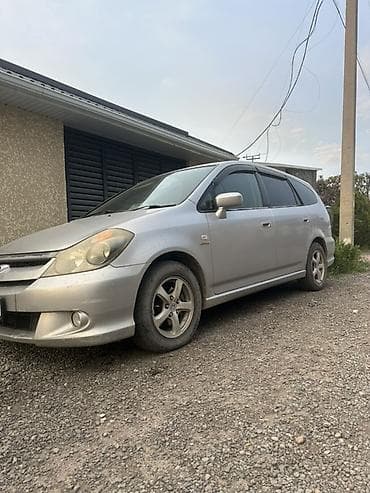 Honda Stream: 2004 г., 1.7 л, Автомат, Бензин, Универсал — 3