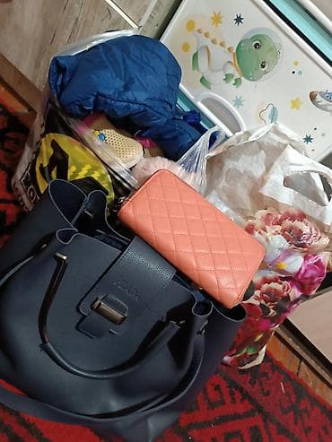 БЕКЕР БЕРЕМ АДРЕС АК ОРГО ( КИЙИМДЕР 1.2 ЖАШКА КЫЗДАРГА КОБУРОК. КРОС