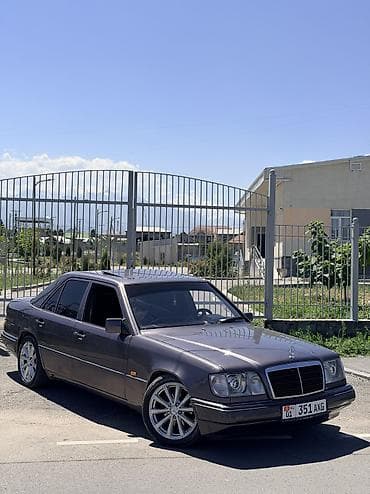 Mercedes-Benz E-Class: 1994 г., 2.2 л, Кол менен иштөөчү, Бензин, Седан — 3