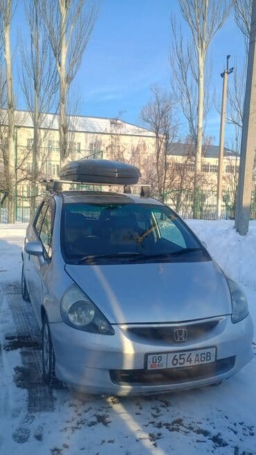 Honda: Honda Fit: 2003 г., 1.3 л, Автомат, Газ, Хетчбек — 4