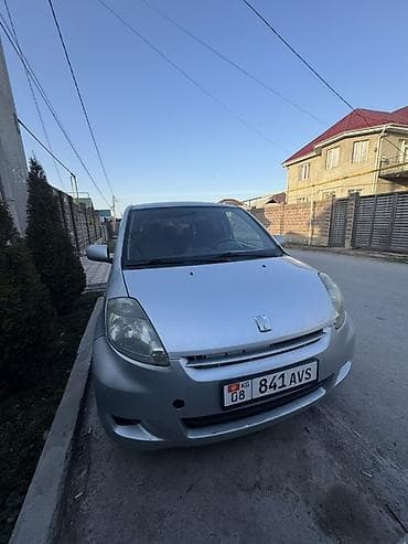 Daihatsu Sirion: 2007 г., 1 л, Механика, Бензин, Хэтчбэк