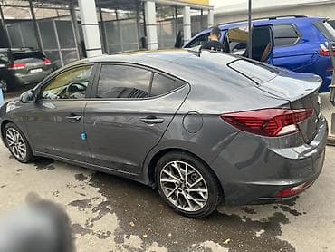 Продажа авто: Hyundai Avante: 2018 г., 1.6 л, Автомат, Бензин, Седан — 4