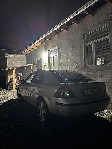 дордой мото: Ford Mondeo: 2002 г., 2 л, Кол менен иштөөчү, Бензин, Хетчбек — 2