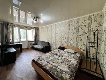 часный дом квартира: 2 комнаты, 42 м², 104 серия, 3 этаж, Косметический ремонт — 1