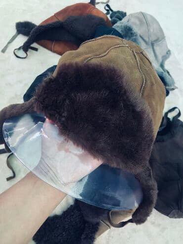 шапка с ушками которые поднимаются купить: Продаются зимние шапки/ушанки. Натуральный мех, замшевые!!! — 2