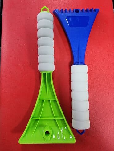 набор рожковых ключей: Скребок от снега и льда. пластиковая. удобная мягкая и тёплая ручка — 1