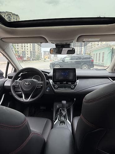 coroll: Toyota Corolla: 2022 г., 1.8 л, Автомат, Гибрид, Седан — 7