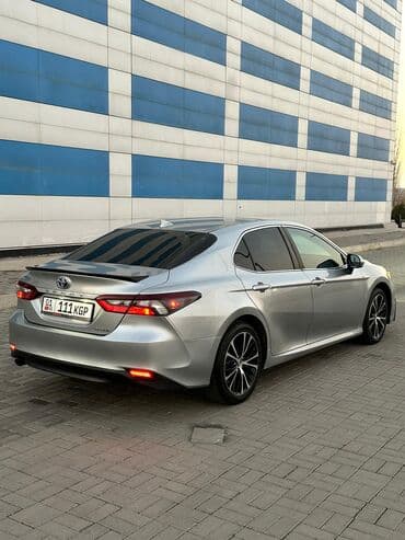 купля продажа авто бишкек: Toyota Camry: 2021 г., 2.5 л, Автомат, Гибрид, Седан — 5