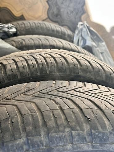 Комплект из 4 автомобильных шин (летние). Особенности: -