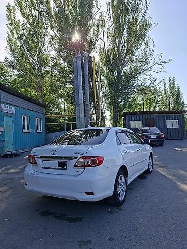 corolla 2016: Toyota Corolla: 2010 г., 1.8 л, Автомат, Бензин, Седан — 3