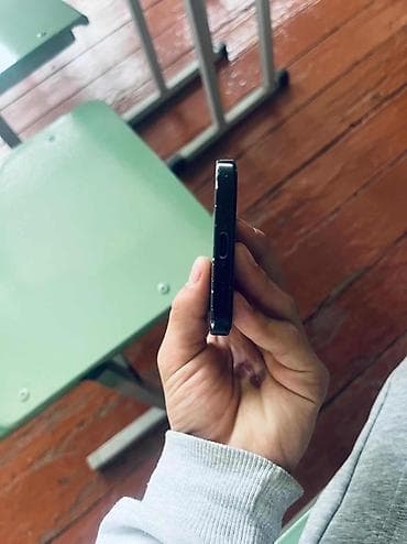 iphone 15 купить: IPhone 15, Б/у, 256 ГБ, Черный, Зарядное устройство, Защитное стекло, Чехол, 88 % — 2