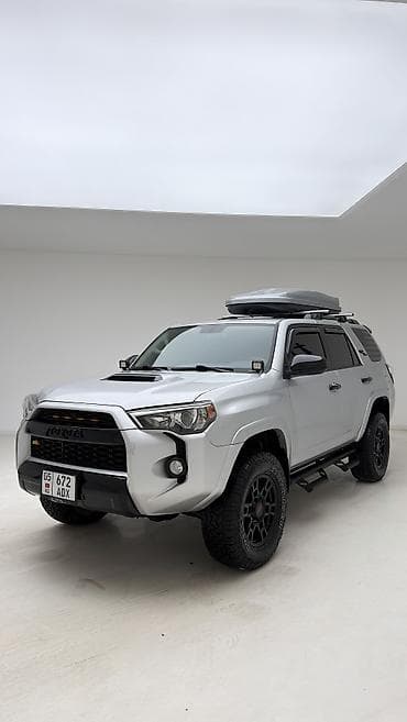 грязевая шина: Toyota 4Runner: 2019 г., 4 л, Типтроник, Бензин, Внедорожник — 2
