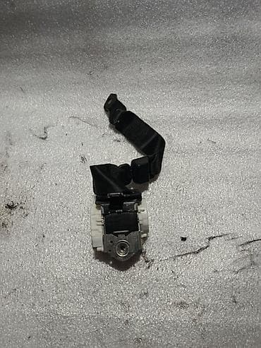 фиксатор ремня безопасности: Подушка безопасности — 1