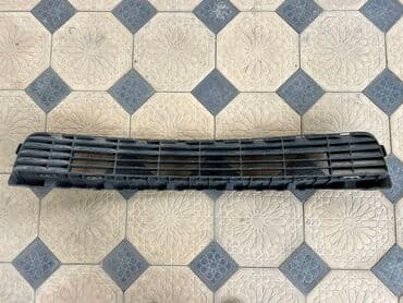 подкрыльник на ист: Решетка радиатора Toyota 2011 г., Б/у, Оригинал — 2