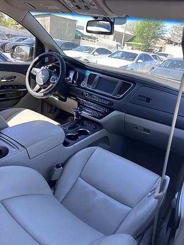 Унаа сатуу: Kia Carnival: 2019 г., 2.2 л, Автомат, Дизель, Вэн/Минивэн — 5