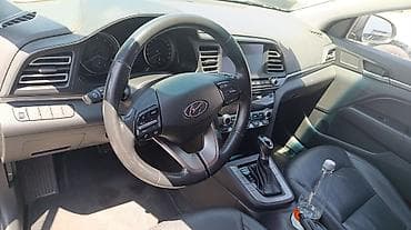 Hyundai Avante: 2019 г., 1.6 л, Автомат, Бензин, Седан — 7
