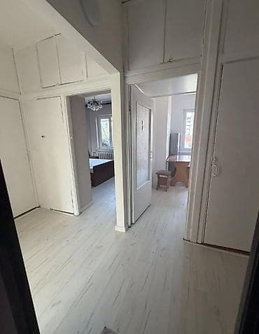 2 комнаты, 48 м², Дордой Плаза ТРЦ 105 серия, 3 этаж, Косметический ремонт at lalafo.kg 2 комнаты, 48 м², Дордой Плаза ТРЦ 105 серия, 3 этаж, Косметический ремонт