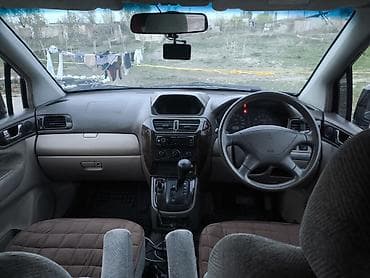 митсубиси спэйс стар: Mitsubishi Chariot: 1998 г., 2.4 л, Автомат, Бензин, Минивэн — 5