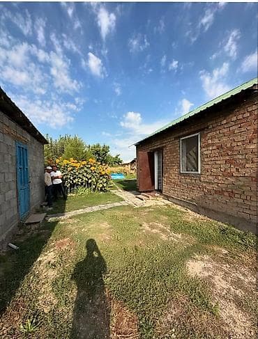Дома: Продаю дом Район: Мурас-Ордо Площадь участка: 4 соток ДоМ: 78 М Дом из — 2
