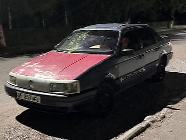 roewe rx8: Volkswagen Passat: 1988 г., Седан — 4