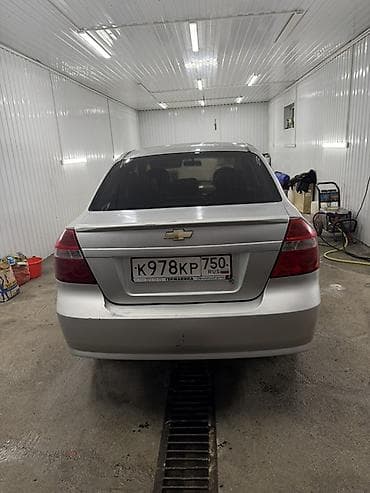 Транспорт: Chevrolet Aveo: 2010 г., Механика, Бензин, Седан — 5