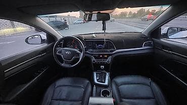 Продажа авто: Hyundai Elantra: 2017 г., Автомат, Седан — 3