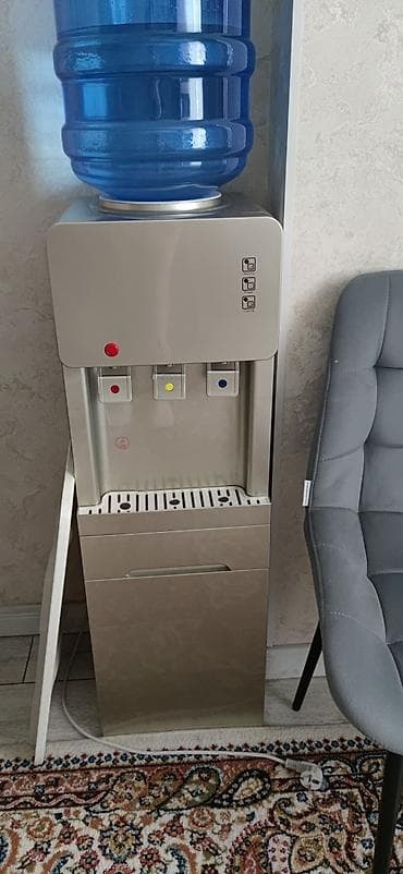 Переносные плиты: Кулер для воды, Б/у, Самовывоз — 1