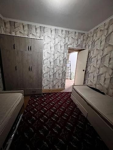 Квартиры: 2 комнаты, 67 м², Дордой Плаза ТРЦ 105 серия, 2 этаж, Косметический ремонт — 2