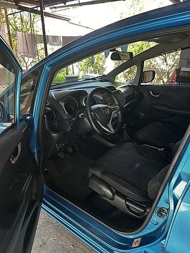 дверные карты фит: Honda Jazz: 2010 г., 1.4 л, Ручные, Бензин, Хэтчбэк — 5