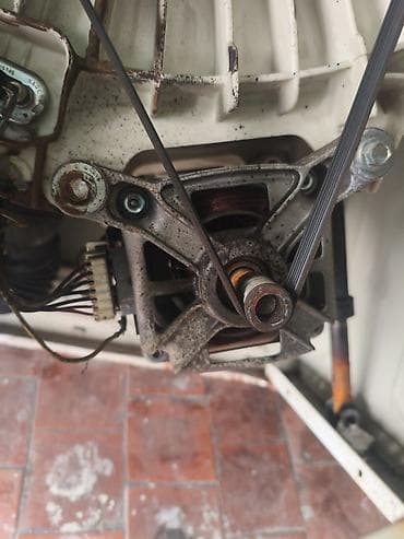 a 32: Продаю стиральную машину рабочий купили новый отдам всего за 2500 — 3