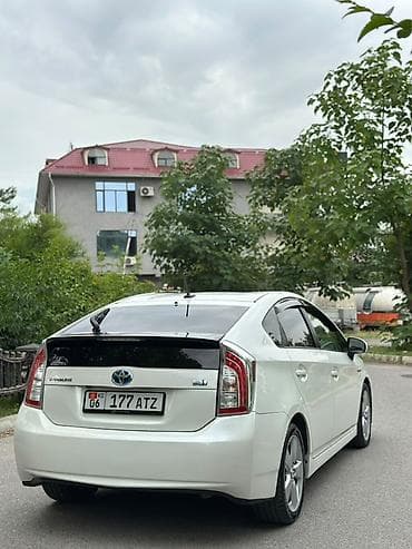 ключи приус: Toyota Prius: 2014 г., Гибрид, Хэтчбэк — 9