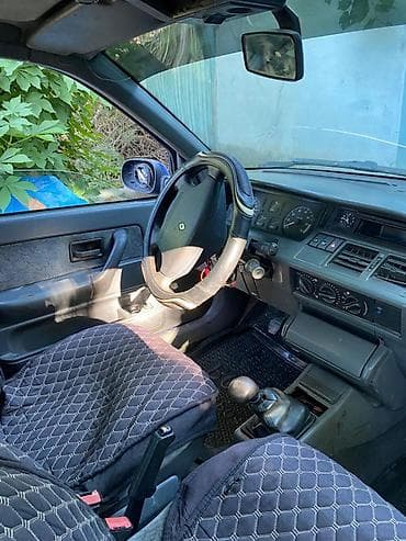 renault megane: Renault Clio: 1995 г., 1.4 л, Механика, Бензин, Хэтчбэк — 7