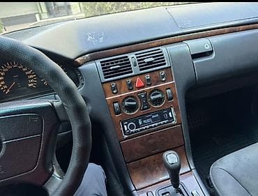e 55 amg: Mercedes-Benz E-Class: 1996 г., 3.2 л, Автомат, Бензин, Седан — 7