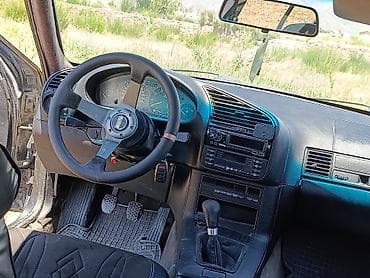 man tgs: BMW 3 series: 1993 г., Механика — 7