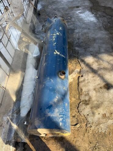 Продаётся бойлер аристон. 250 л ёмкость. Б/у. Состояние среднее, но at lalafo.kg Продаётся бойлер аристон. 250 л ёмкость. Б/у. Состояние среднее, но