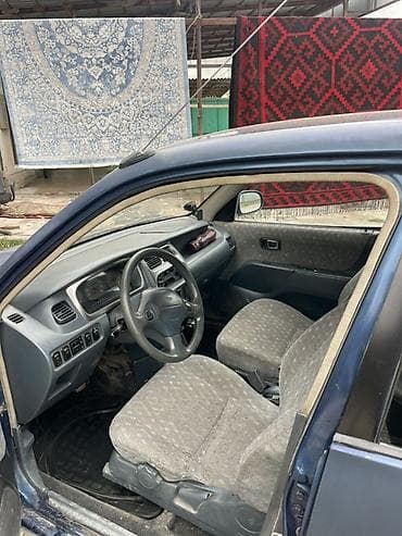 Daihatsu Sirion: 2000 г. — 6