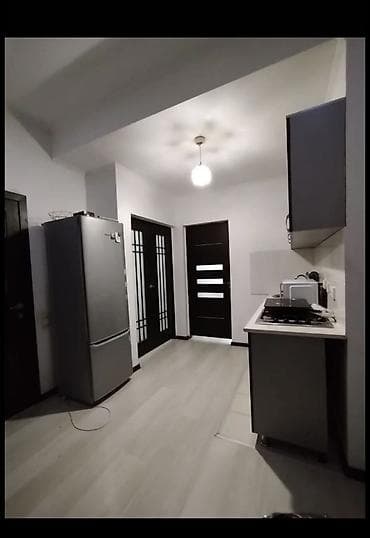 квартира бикек: 2 комнаты — 3