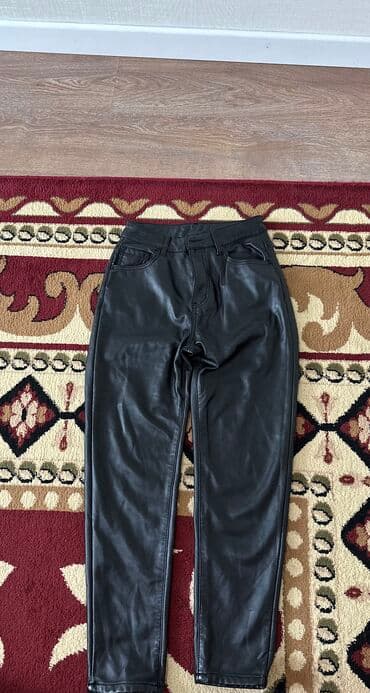 двойка брюки и кофта: Брюки Осень-весна, Экокожа, Б/у, M — 1