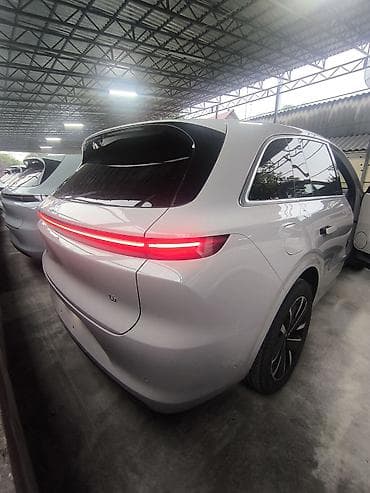 zero x neo: Lixiang L6: 2025 г., 1.5 л, Автомат, Электромобиль, Кроссовер — 4