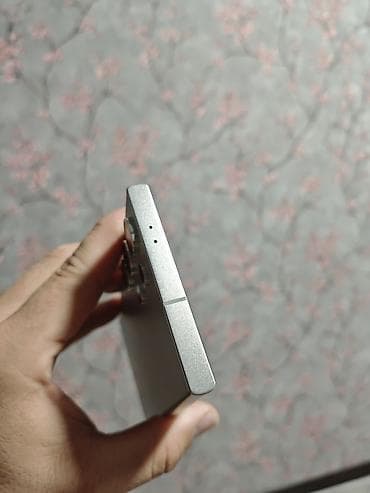 tsunami xl: Samsung Galaxy S24 Ultra, Б/у, 512 ГБ, цвет - Серый, 2 SIM — 5