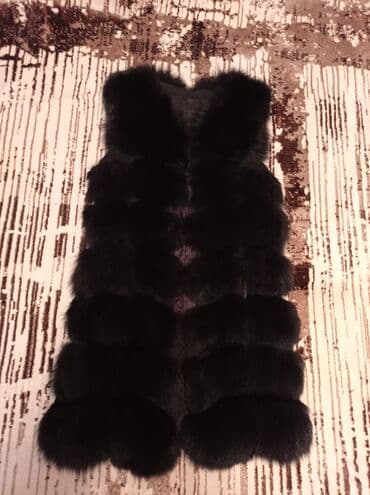 Продается безрукавка из натурального меха. Размер 44-46