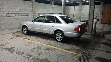 купить бампер на гольф 2: Audi A6: 1996 г., 2.6 л, Механика, Бензиновая, Седан — 3