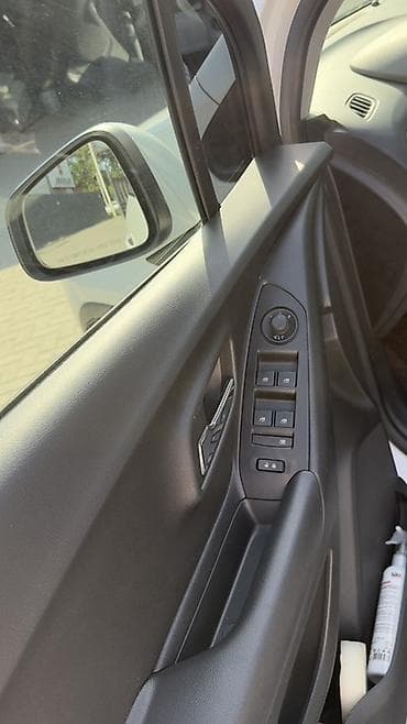 салквн тор: Chevrolet Trax: 2020 г., 1.4 л, Автомат, Бензин, Кроссовер — 10