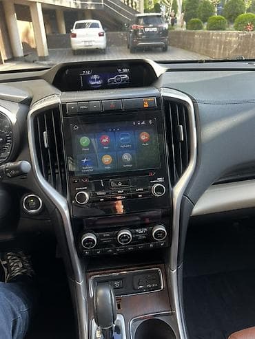 диспы: Subaru Ascent (интерьер 7‑местного внедорожника/кроссовера) — богатая — 3