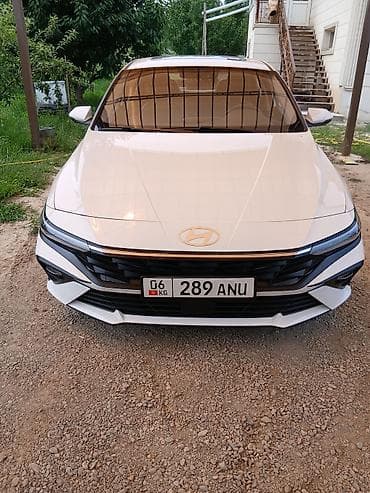 для салона авто: Hyundai Elantra: 2024 г., Бензин, Седан — 10