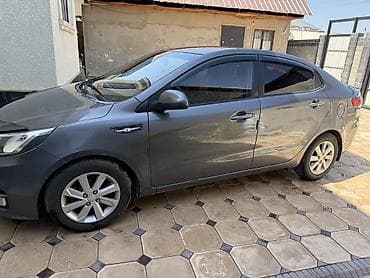 Kia Rio: 2015 г.