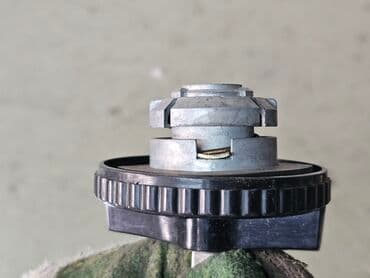 набор ключей в чемодане цена: Лючок бензобака Mercedes-Benz 1991 г., Новый, Аналог — 11